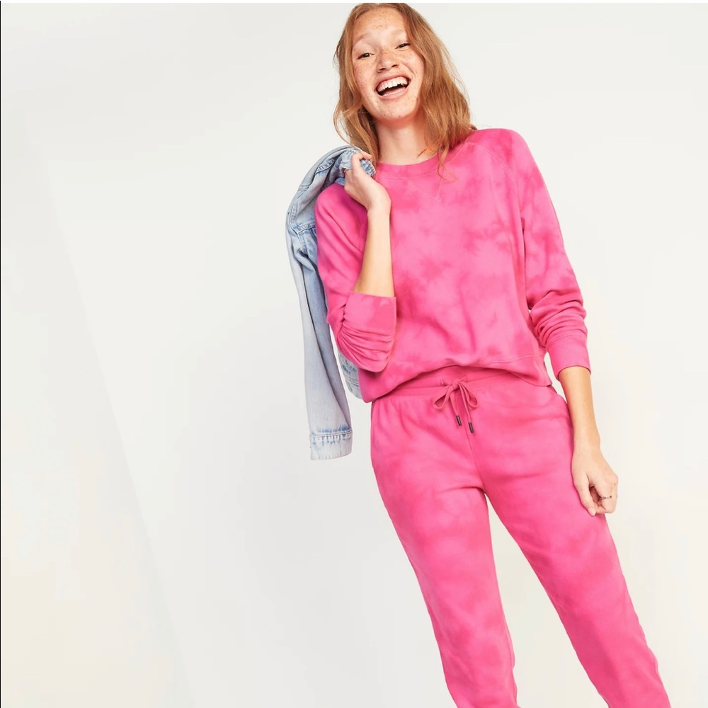 Old Navy sweat outfit